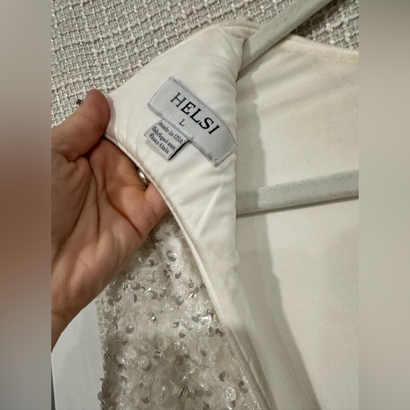 Helsi | Avery Dress - Picture 5 of 10